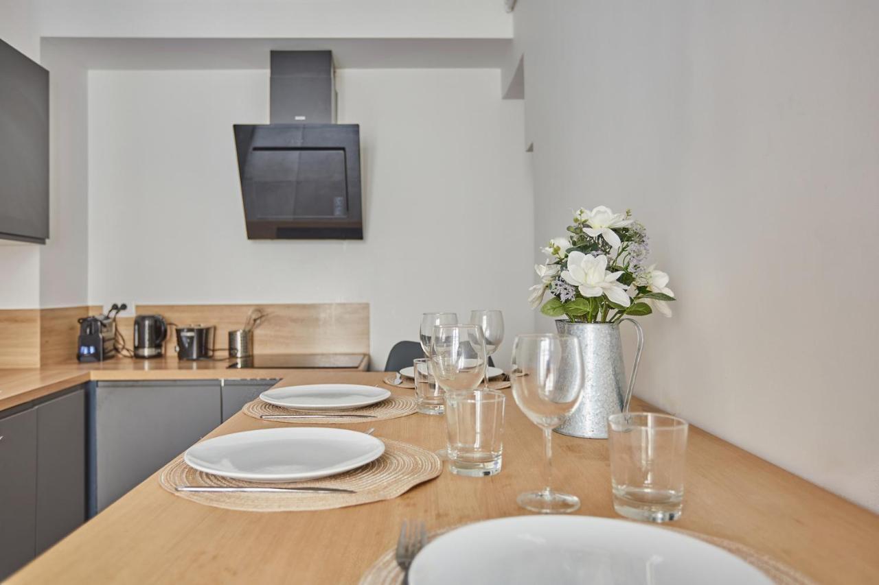 Apartment Beaubourg By Studio Prestige Parijs Buitenkant foto